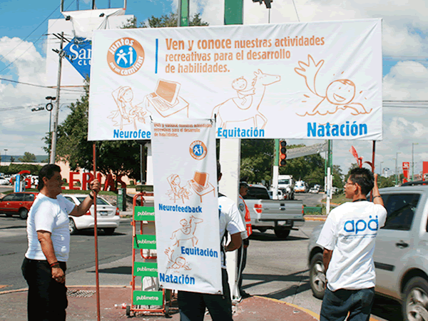 Apa Promoboard Btl Guadalajara Juntos por un Caminar